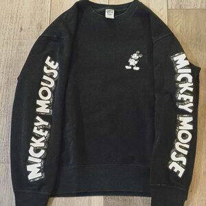 ✨Disney x Uniqlo Mickey Mouse Sweatshirt